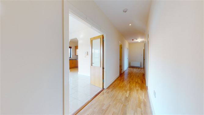 62 East Courtyard, Tullyvale, Cabinteely, Dublin 18