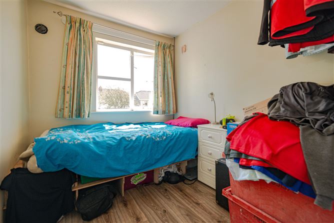 8 Luttrell Park Crescent, Castleknock, Dublin