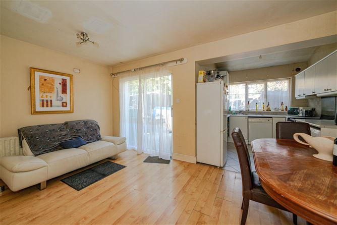 8 Luttrell Park Crescent, Castleknock, Dublin