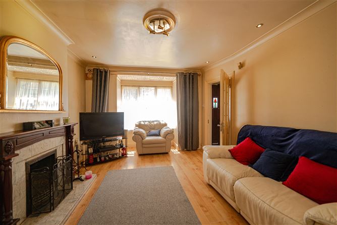 8 Luttrell Park Crescent, Castleknock, Dublin