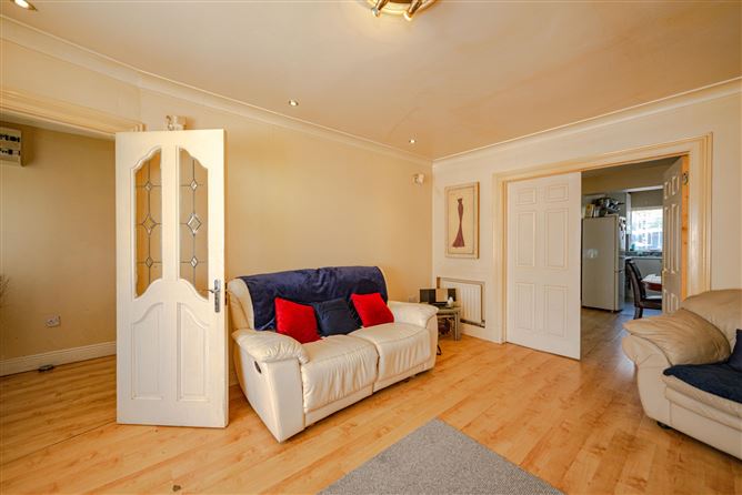 8 Luttrell Park Crescent, Castleknock, Dublin