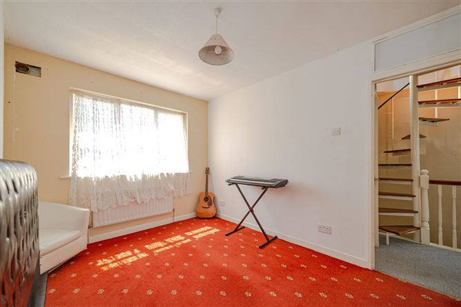 8 Luttrell Park Crescent, Castleknock, Dublin