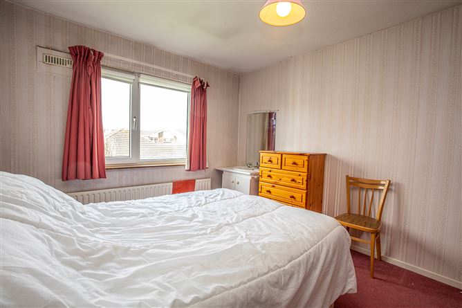 Photo 19 of 30 — 83, Lorcan Drive, Santry, Dublin 9