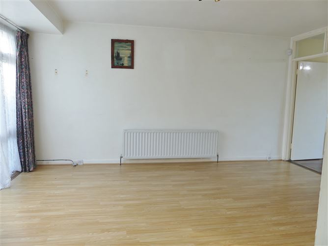 70, Woodlawn Park Grove, Firhouse, Dublin 24 Tom Maher & Co Ltd