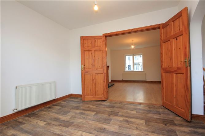 29 Lakeside Gardens , Portlaoise, Laois