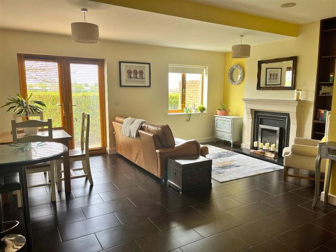 9 The Alders, Avourwen, Duleek Road, Drogheda, Meath