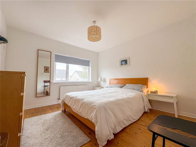 43 Cluain Dara, Western Distributor Road, Knocknacarra, Galway