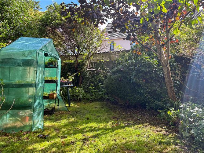 43 Cluain Dara, Western Distributor Road, Knocknacarra, Galway