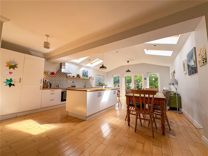 43 Cluain Dara, Western Distributor Road, Knocknacarra, Galway