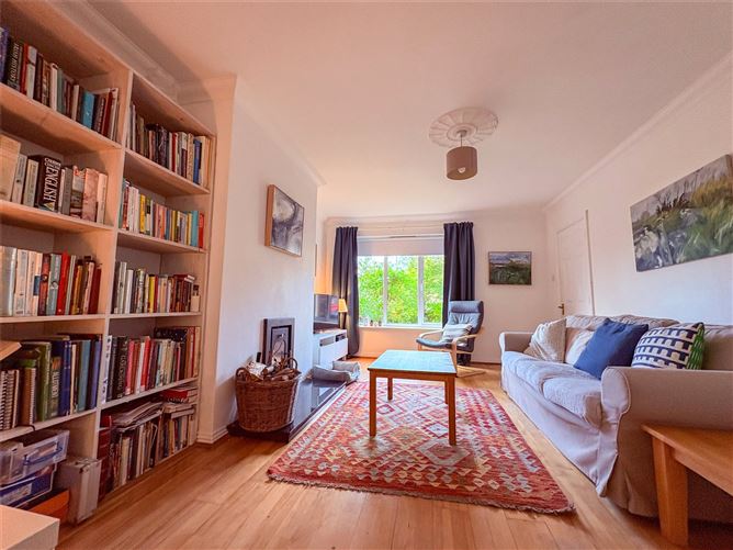 43 Cluain Dara, Western Distributor Road, Knocknacarra, Galway