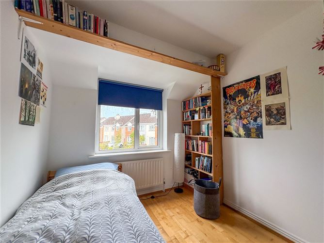 43 Cluain Dara, Western Distributor Road, Knocknacarra, Galway