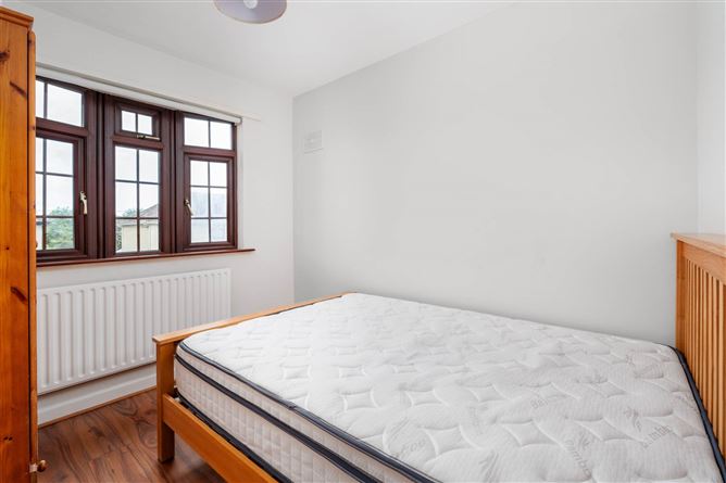 Photo 19 of 28 — 9 Saint Finbar Road, Cabra West, Dublin 7