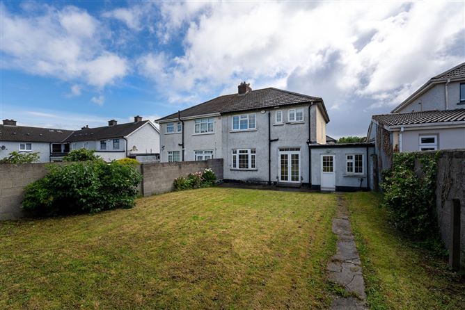 Photo 10 of 28 — 9 Saint Finbar Road, Cabra West, Dublin 7
