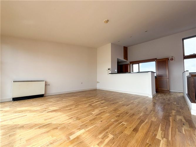 Photo 11 of 15 — 33 Crescent Court, Father Griffin Road, Galway City Centre, Galway
