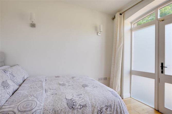 3 Flann O'Brien Mews, Avoca Road, Blackrock, Co. Dublin
