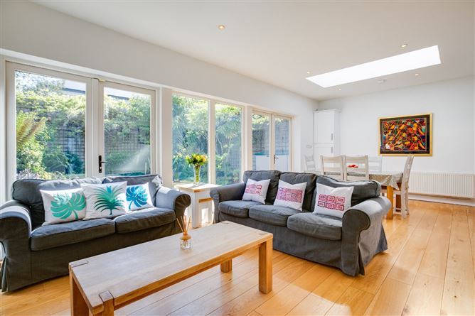 3 Flann O'Brien Mews, Avoca Road, Blackrock, Co. Dublin