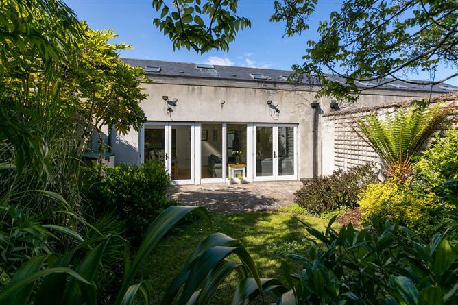 3 Flann O'Brien Mews, Avoca Road, Blackrock, Co. Dublin