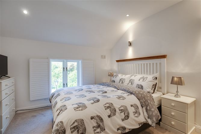3 Flann O'Brien Mews, Avoca Road, Blackrock, Co. Dublin