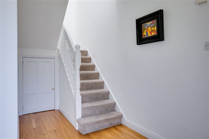 3 Flann O'Brien Mews, Avoca Road, Blackrock, Co. Dublin