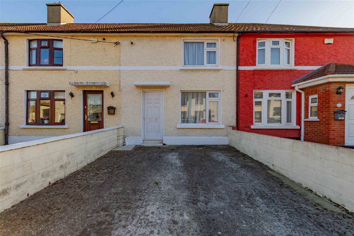 82 Ballyfermot Avenue, Ballyfermot, Dublin 10