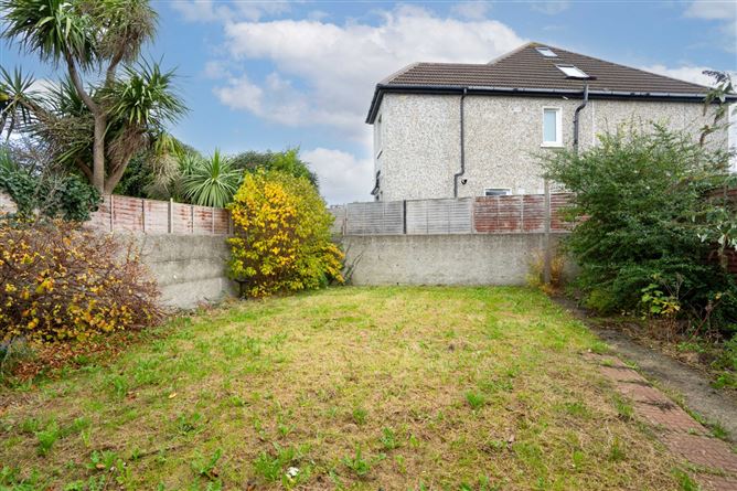 15 Trimleston Drive, Booterstown, Co. Dublin