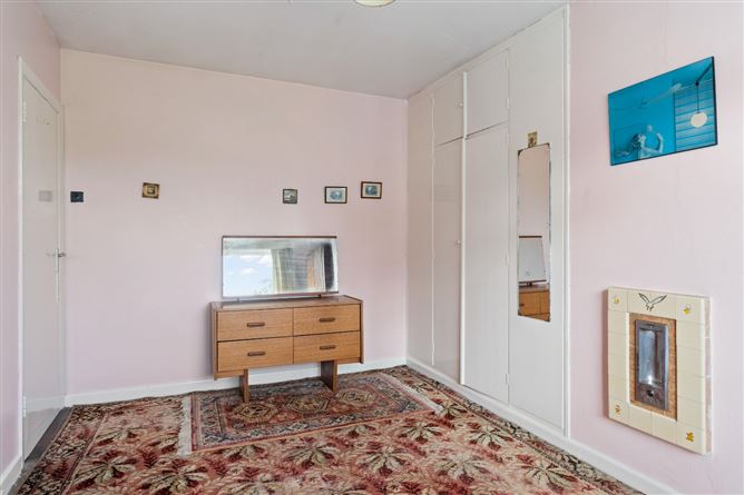 15 Trimleston Drive, Booterstown, Co. Dublin