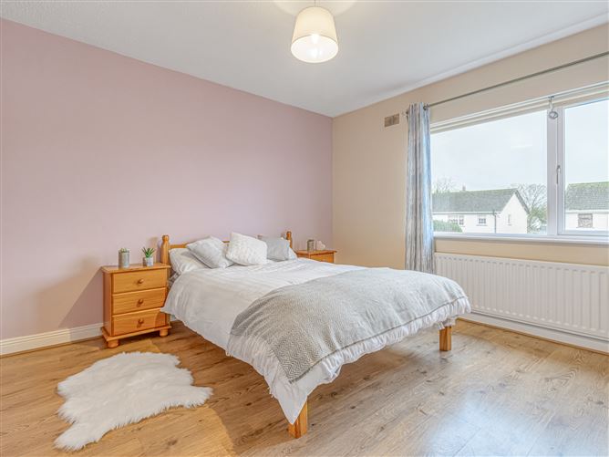 27 Oak Road, Connell Drive, Newbridge, Kildare