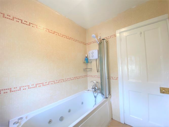 Errigal Road, Drimnagh, Dublin 12