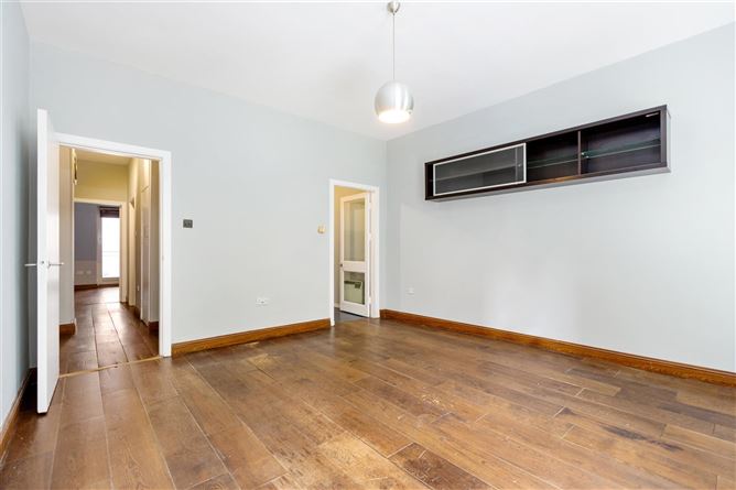 Apt B1, Isoldes Tower, Exchange Street Lower, Dublin 8