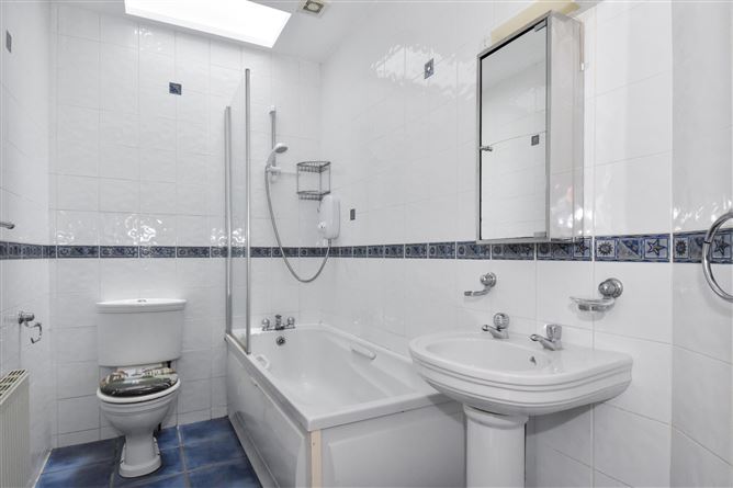 130 Bluebell Woods, Oranmore, Co. Galway