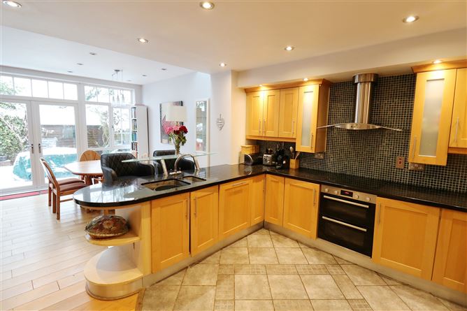 33 Collinswood, Whitehall,   Dublin 9