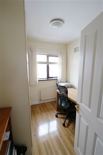 33 Collinswood, Whitehall,   Dublin 9