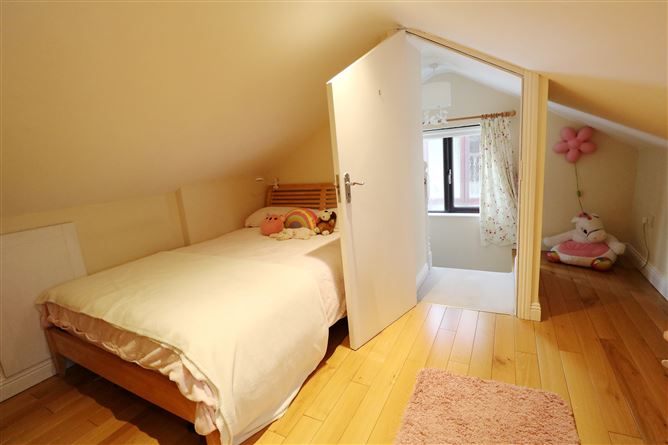 33 Collinswood, Whitehall,   Dublin 9