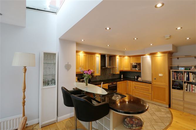 33 Collinswood, Whitehall,   Dublin 9