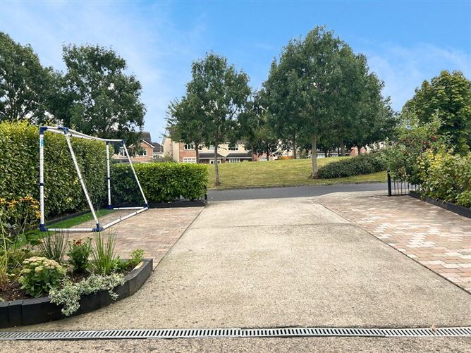 16 Forgehill Crescent, Stamullen, Meath