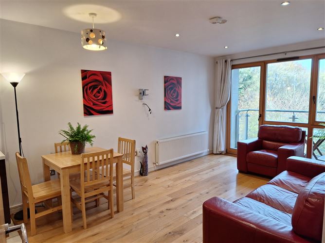 16 The Cedar, Parkview, Belarmine, Stepaside, Dublin 18