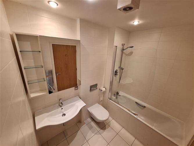16 The Cedar, Parkview, Belarmine, Stepaside, Dublin 18