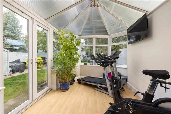 22 Leopardstown Gardens, Stillorgan, County Dublin