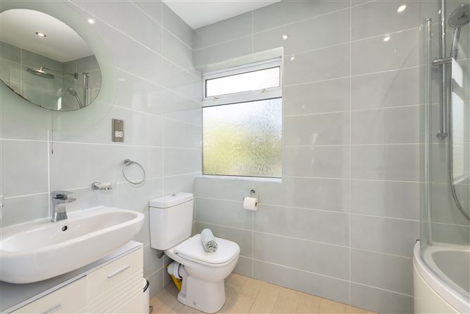 22 Leopardstown Gardens, Stillorgan, County Dublin