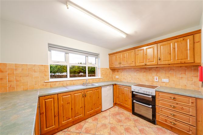 14 The  Fairways, Westport, Mayo