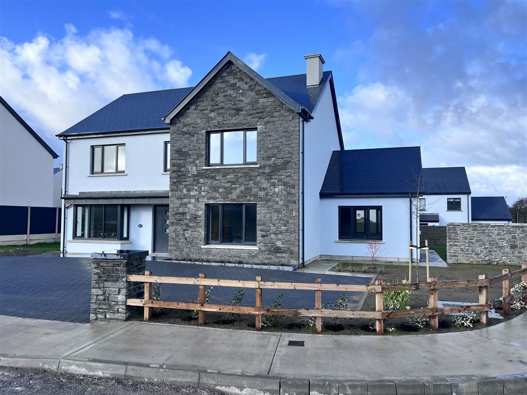83 An Sruthan Beag, Clonakilty, Co. Cork