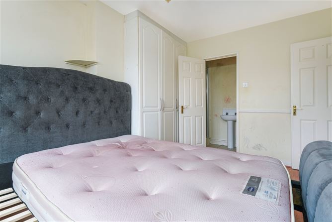 143 Sundale Park, Tallaght, Dublin 24