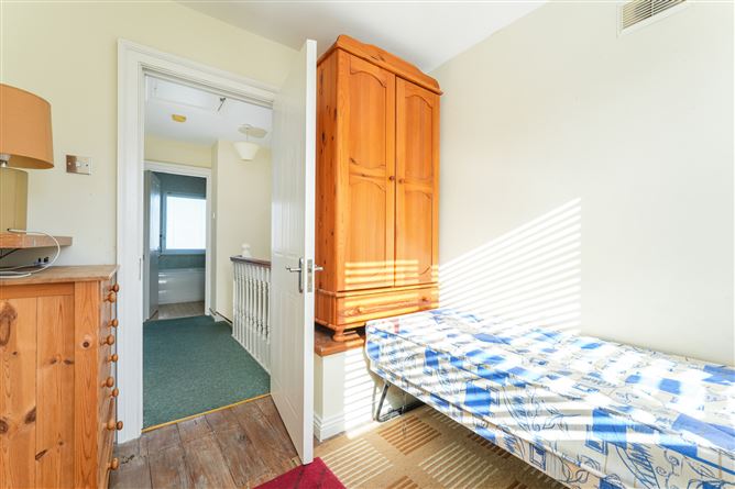 23 Castlegrange Drive, Clondalkin, Dublin 22