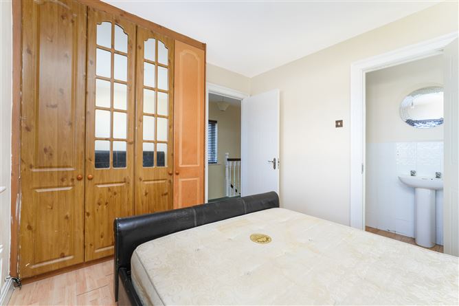 23 Castlegrange Drive, Clondalkin, Dublin 22