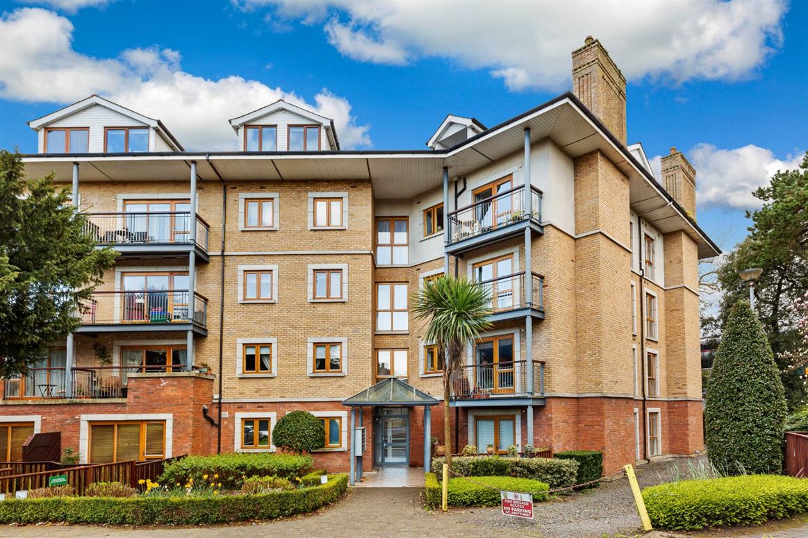 2 Glaslyn, Howth Road, Clontarf, Dublin 3