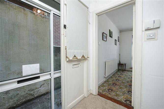100 Ratoath Estate, Cabra, Dublin 7