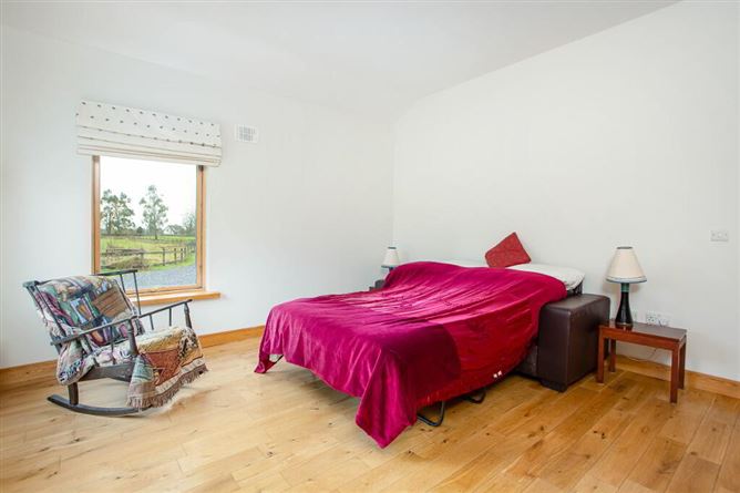 Bungalow At Anneville, Clonard, Meath, Meath