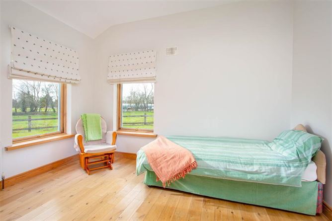 Bungalow At Anneville, Clonard, Meath, Meath