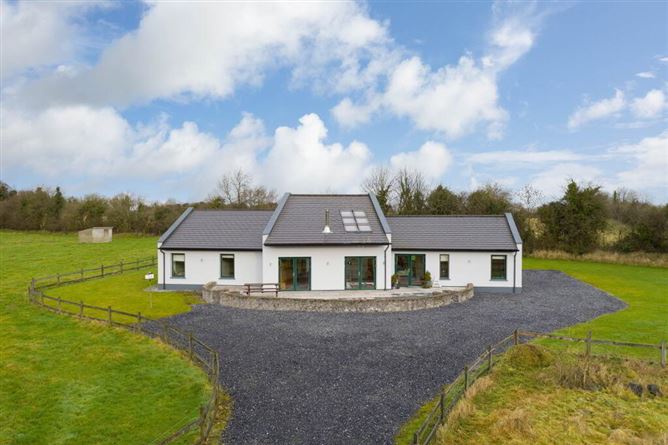 Bungalow At Anneville, Clonard, Meath, Meath