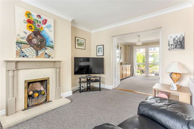Willo's B&b, 6 Fair View, Leixlip Road, Lucan, Dublin